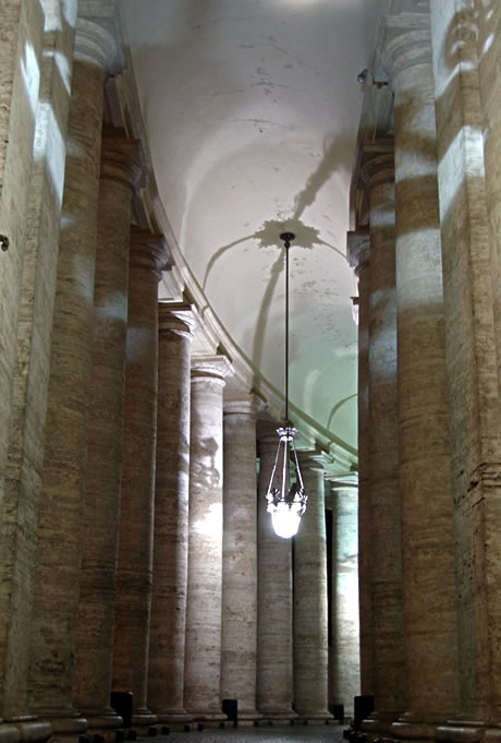 A bernini colonada a szent peter teren vaticanban foto