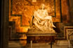 La Pietà Di Michelangelo Nella Basilica Di San Pietro A Roma