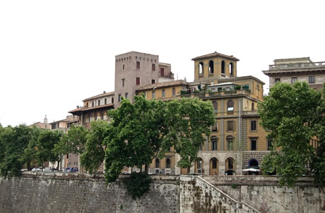 Lungotevere a Roma foto
