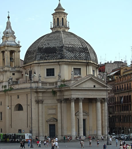Santa Maria in Monte Santo a Roma foto