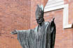 Statua Di Giovanni Paolo II A Roma