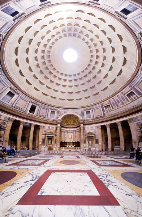 Interiorul Panteonului din Roma foto